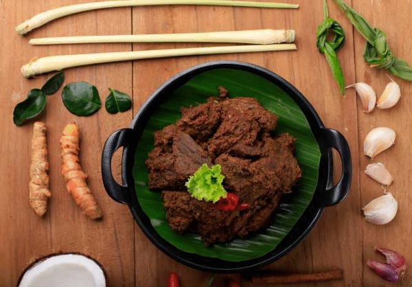 6 Cara Mengatasi Santan Rendang Pecah Saat Dimasak Anti Gagal