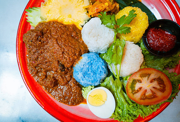 5 Cara Membuat Kerisik Kelapa Rendang Anti Gosong & Pahit