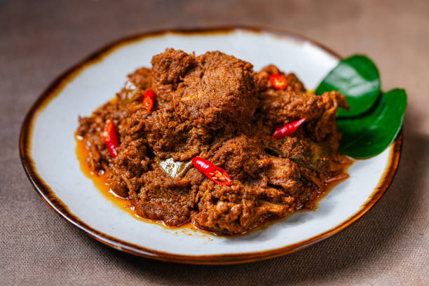 5 Teknik Potong Daging Rendang Agar Tidak Hancur Rahasia Dapur Minang