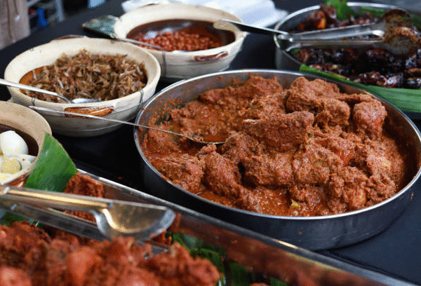 7 Perbedaan Rendang Kalio dan Rendang Kering yang Fatal Jika Diabaikan [Lengkap]